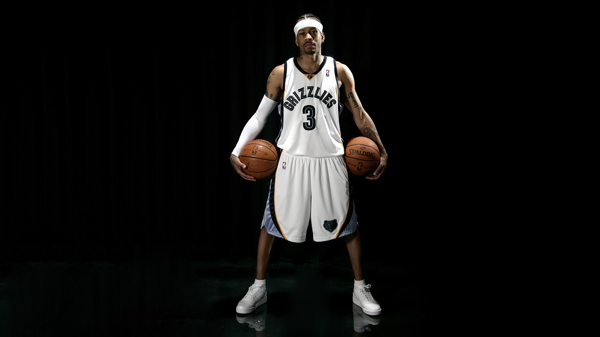 爱游戏综合娱乐-弗兰：全黑队的“防守强力支柱”，突破防线时如鬼魅般迅速